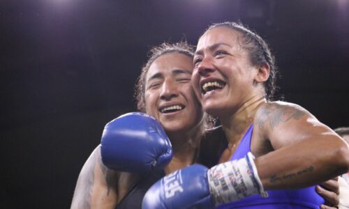 CON GRAN AMBIENTE Y MUCHOS KNOWOUTS SE REALIZÓ LA FUNCIÓN INTERNACIONAL DE BOXEO EN EL FESTIVAL DE CALAVERAS