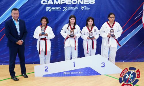 ATLETAS DE AGUASCALIENTES LUCEN EN COMPETENCIA NACIONAL DE TAEKWONDO