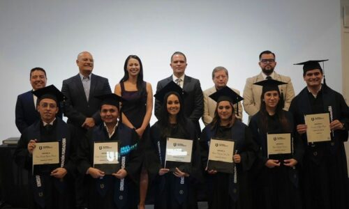 Graduación de la primera generación de kinesiólogos