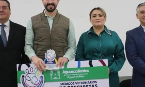 La presidenta del Sistema DIF Estatal, Aurora Jiménez Esquivel, asistió al 5° Foro de Bienestar Animal