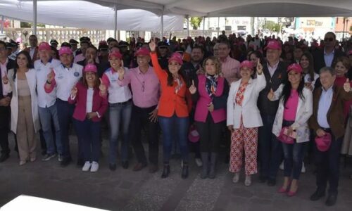 Aurora Jiménez Esquivel, asistió al evento de la inauguración de la Casa Rosa en el municipio de Jesús María