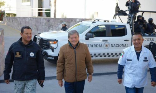 El secretario de Salud del Estado, Rubén Galaviz Tristán, se reunió con el comisario Leonel Alcaraz Alarcón, coordinador estatal de la Guardia Nacional en Aguascalientes