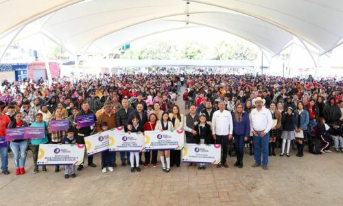 ENTREGA TERE JIMÉNEZ BECAS, OBRA PÚBLICA Y APOYOS DE EMPLEO TEMPORAL EN ASIENTOS