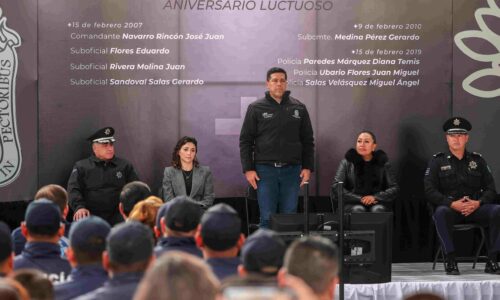 RINDE MUNICIPIO DE AGUASCALIENTES HOMENAJE A POLICÍAS CAÍDOS EN EL CUMPLIMIENTO DEL DEBER