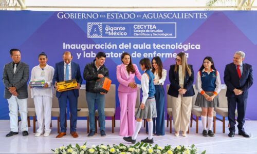 INAUGURA TERE JIMÉNEZ AULA TECNOLÓGICA Y LABORATORIO DE ENFERMERÍA EN EL CECYTEA DE PABELLÓN DE ARTEAGA