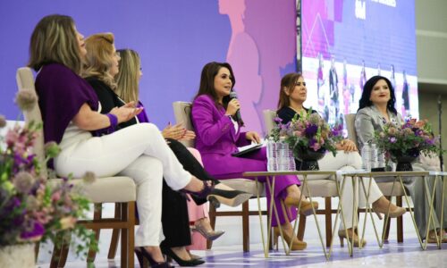 TERE JIMÉNEZ ENCABEZA CONMEMORACIÓN DEL DÍA INTERNACIONAL DE LA MUJER