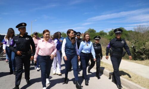 EN GIRA DE TRABAJO POR SAN PANCHO, TERE JIMÉNEZ REITERA SU COMPROMISO DE TRABAJAR POR LA CIUDADANÍA