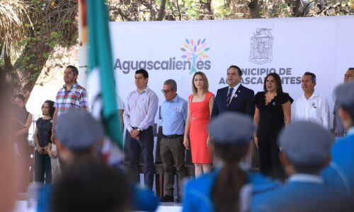 RECONOCE JOSÉ JUAN SÁNCHEZ BARBA A ESTUDIANTES DESTACADOS DE PRIMARIA