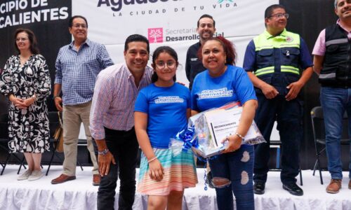 ENCABEZA LEO MONTAÑEZ CLAUSURA DE CURSOS DE VERANO DEL DIF MUNICIPAL Y EN BIBLIOTECAS