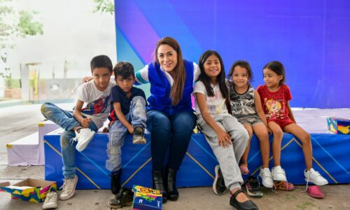 ARRANCA TERE JIMÉNEZ GIRA DE ENTREGA DE ÚTILES ESCOLARES POR TODO EL ESTADO