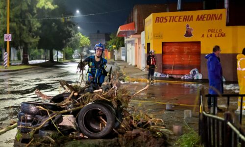 REITERA MUNICIPIO LLAMADO A MANTENER LIMPIAS LAS CALLES PARA EVITAR INUNDACIONES