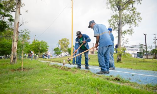 MUNICIPIO DE AGUASCALIENTES REALIZA JORNADA DE LIMPIEZA Y DESMALEZADO