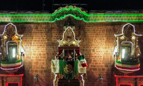 TERE JIMÉNEZ ENCABEZA LA CELEBRACIÓN DEL GRITO DE INDEPENDENCIA EN AGUASCALIENTES