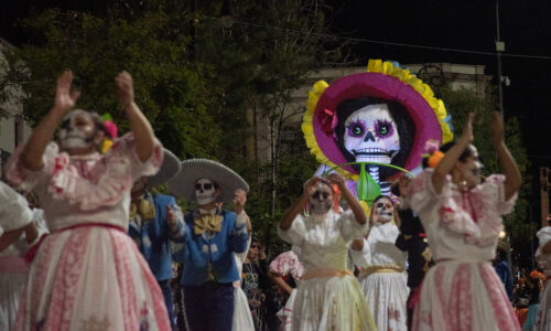 TODO LISTO PARA EL DESFILE DE CALAVERAS ESTE PRÓXIMO 2 DE NOVIEMBRE