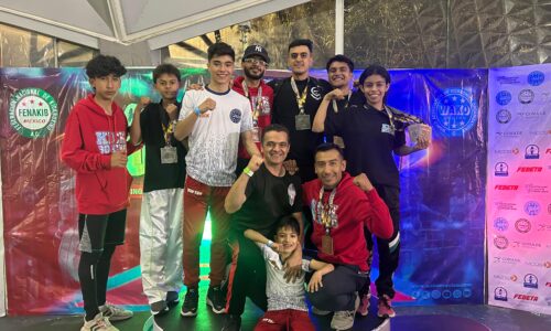 ATLETAS DE AGUASCALIENTES GANAN 11 MEDALLAS EN CAMPEONATO NACIONAL DE KICKBOXING