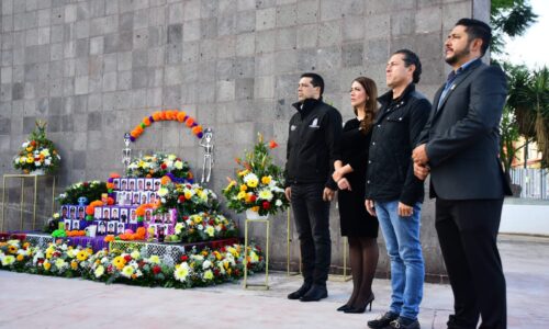 MUNICIPIO RINDE HOMENAJE A POLICÍAS CAÍDOS EN EL CUMPLIMIENTO DEL DEBER